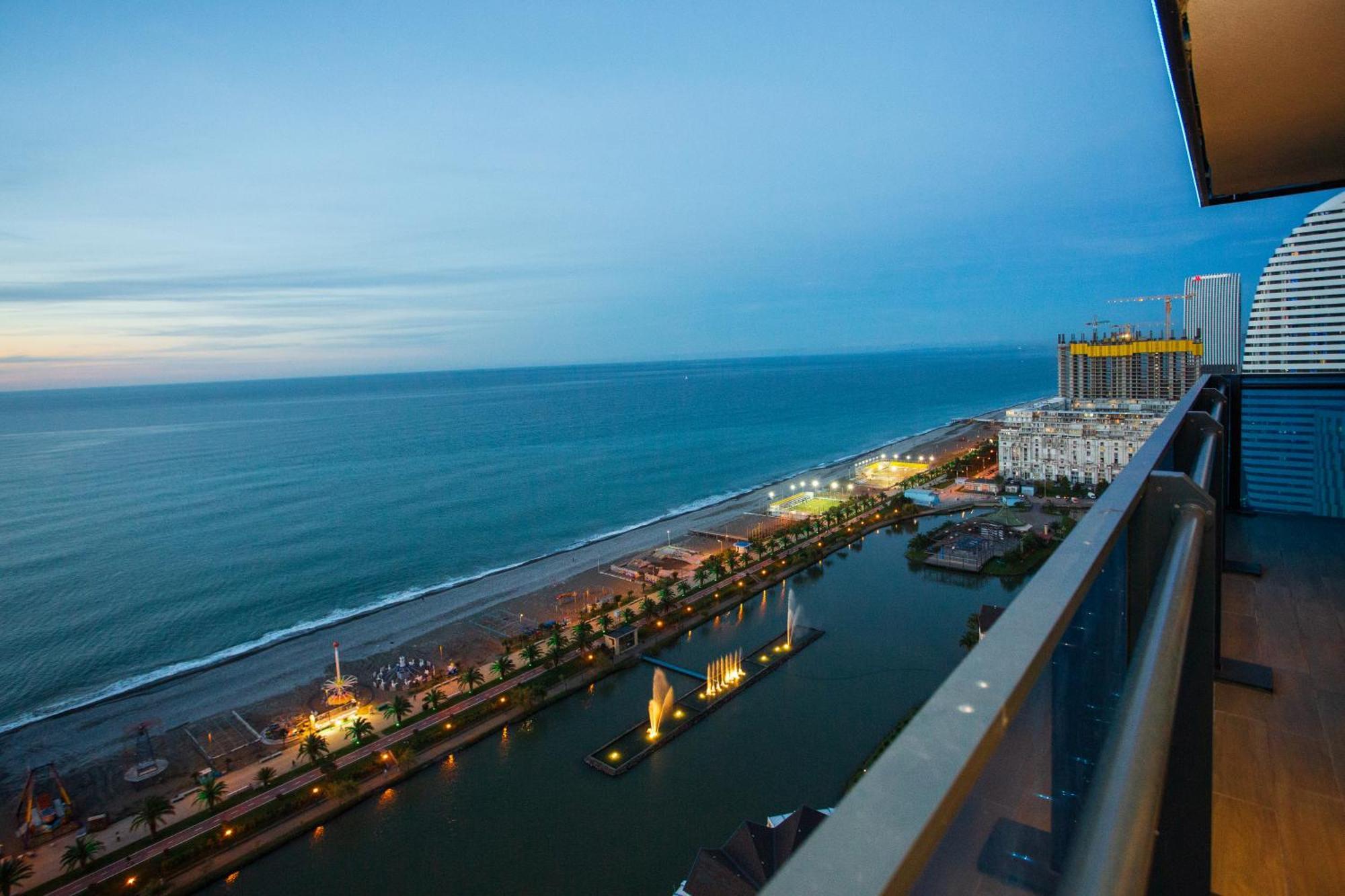 Orbi City Sea View Batumi Eksteriør bilde